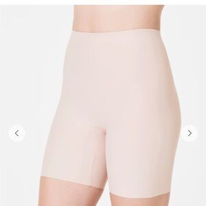 SPANX Seamless Nude Shapewear Shorts